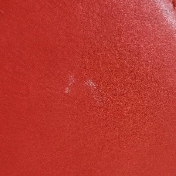 Clarks Red Leather Zip Around Wallet - Picture 13 of 14